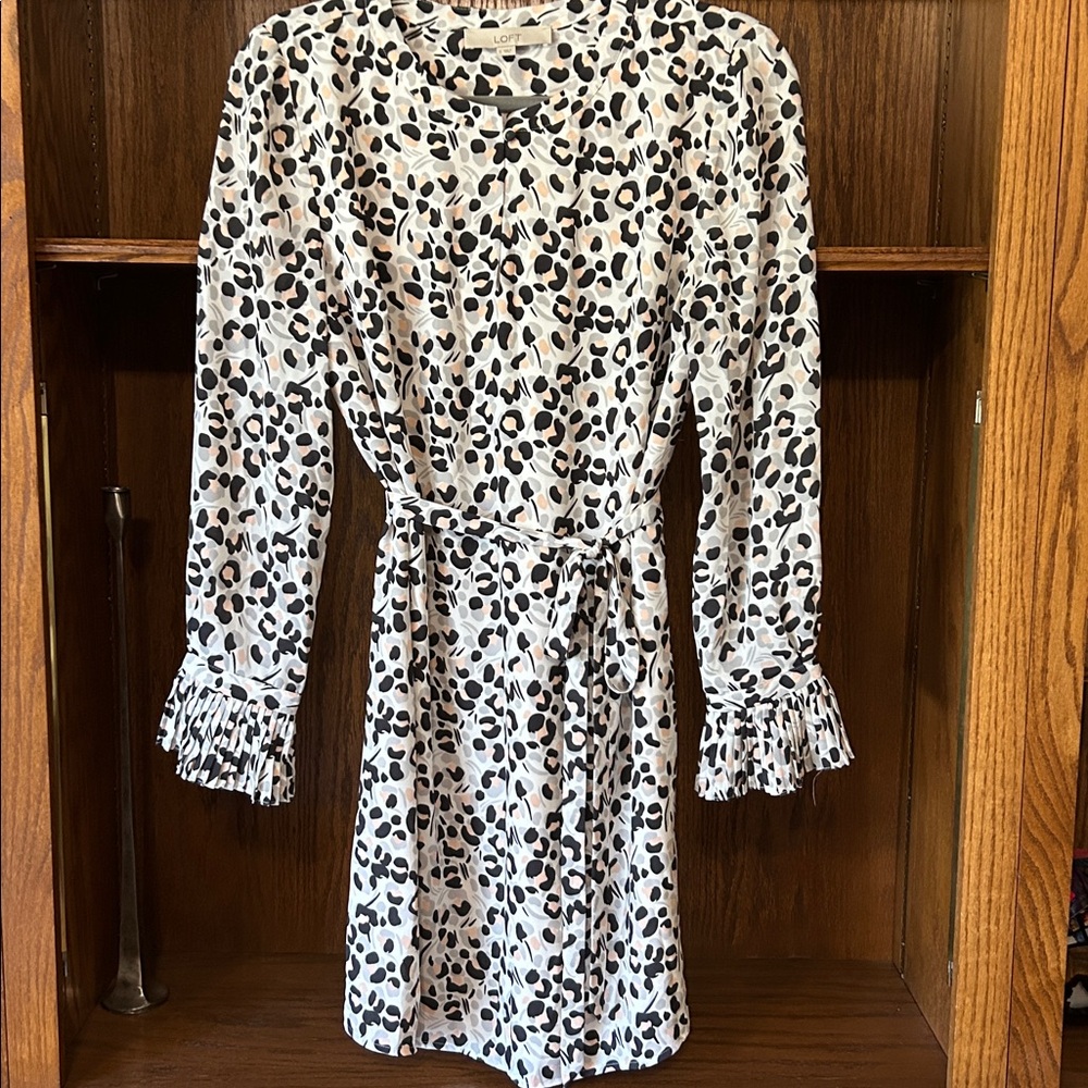NWOT LOFT cheetah print long sleeve dress size small